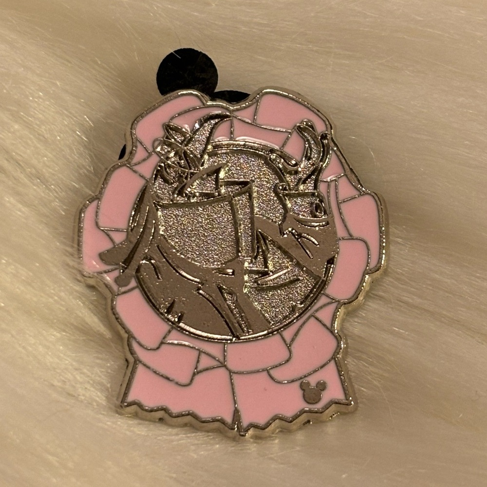 Disney Hidden Mickey Bedknobs and Broomsticks - Secretary Bird 2010 Trading Pin